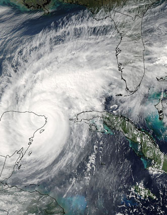 Cambios en las corrientes oceánicas y su impacto en las tormentas costeras